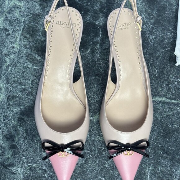 Valentino Garavani Bepointy Slingback Pumps - Picture 5 of 10